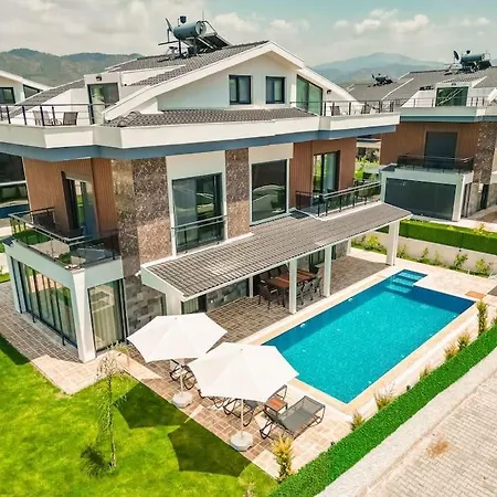 8 Sleeps Modern Designed Private Pool Luxury - Awz 315 וילה *